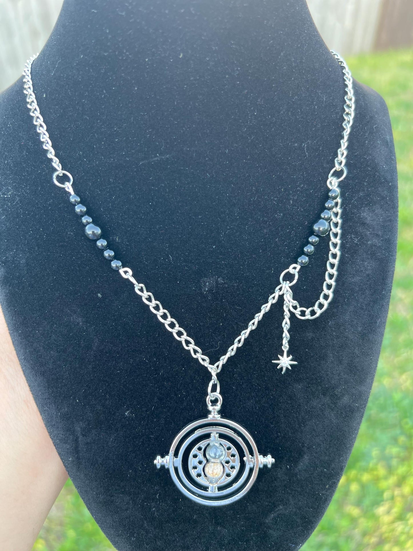 Ateez hourglass necklace, Ateez concert accessory, chromer, kpop jewelry, layered necklace