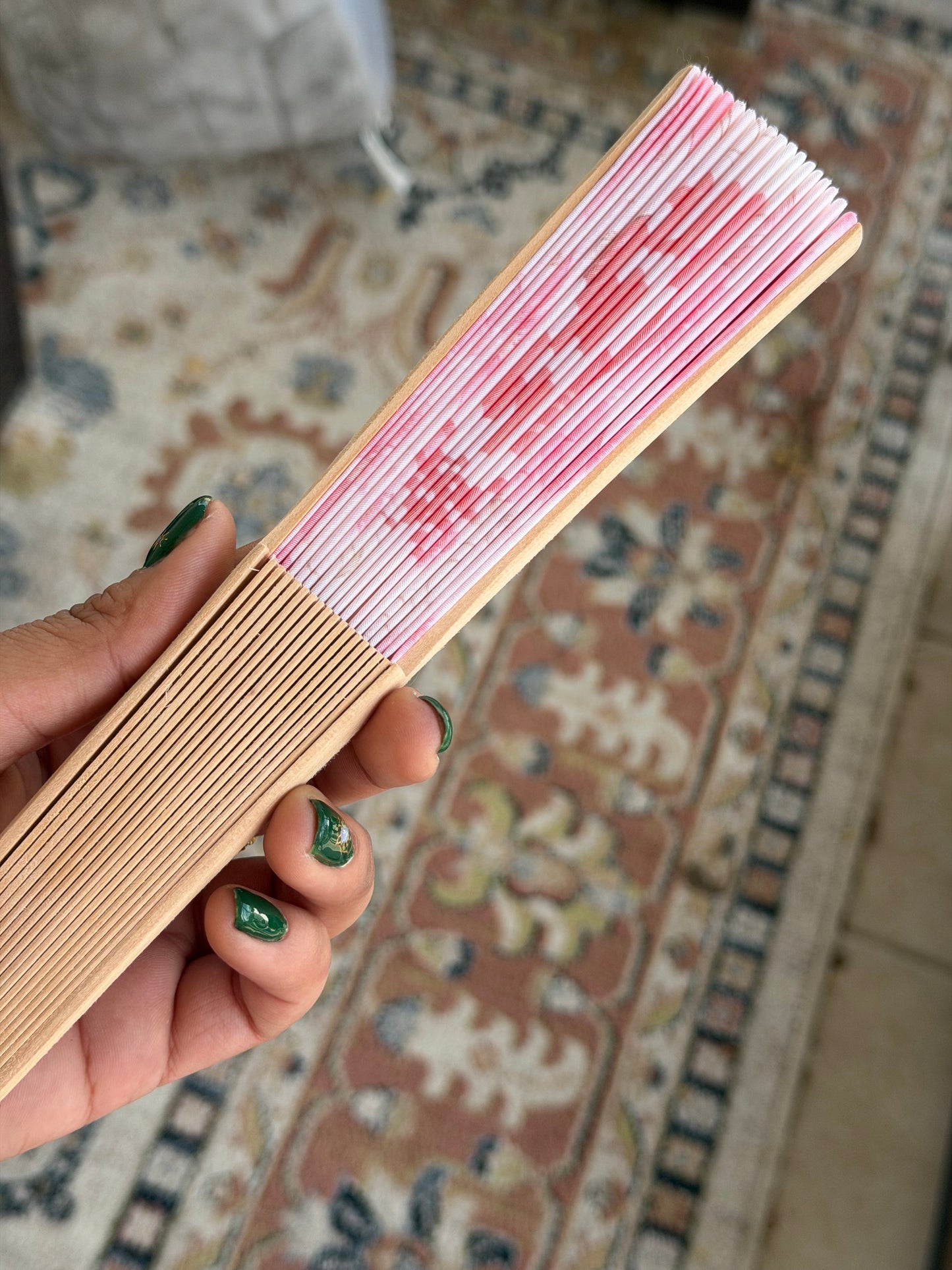 Arirang-Inspired Kpop Concert Folding Fan – Cherry Blossom Korean Aesthetic Hand Fan, Festival & Tour Essential, Cute Summer Accessory