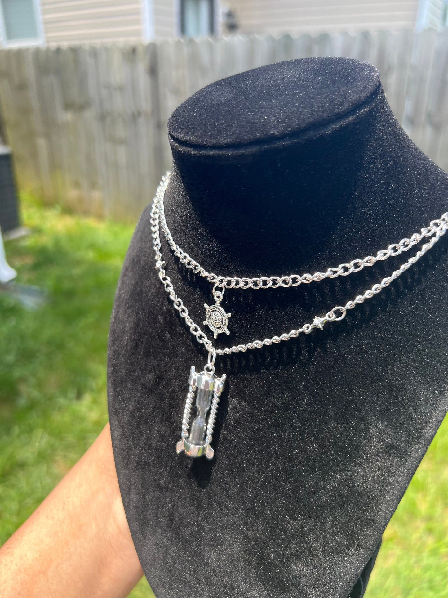 Ateez hourglass necklace, Ateez concert accessory, chromer, kpop jewelry, layered necklace