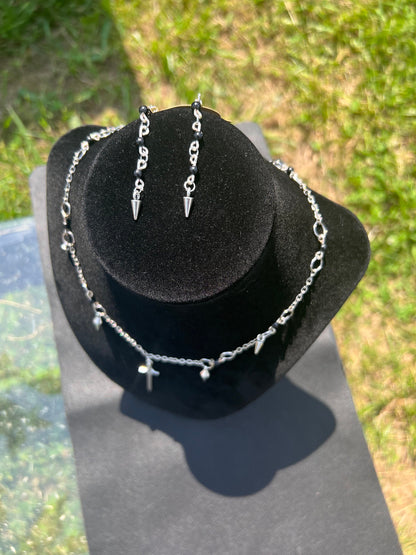 Ateez Wonderland inspired gothic Necklace/earrings/set (Seonghwa inspired)